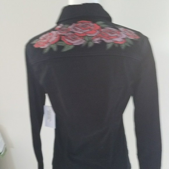 Limited edition lula roe embroidered denim… - Picture 6 of 6